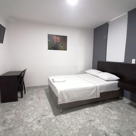 Hotel Bucare 요팔 외부 사진