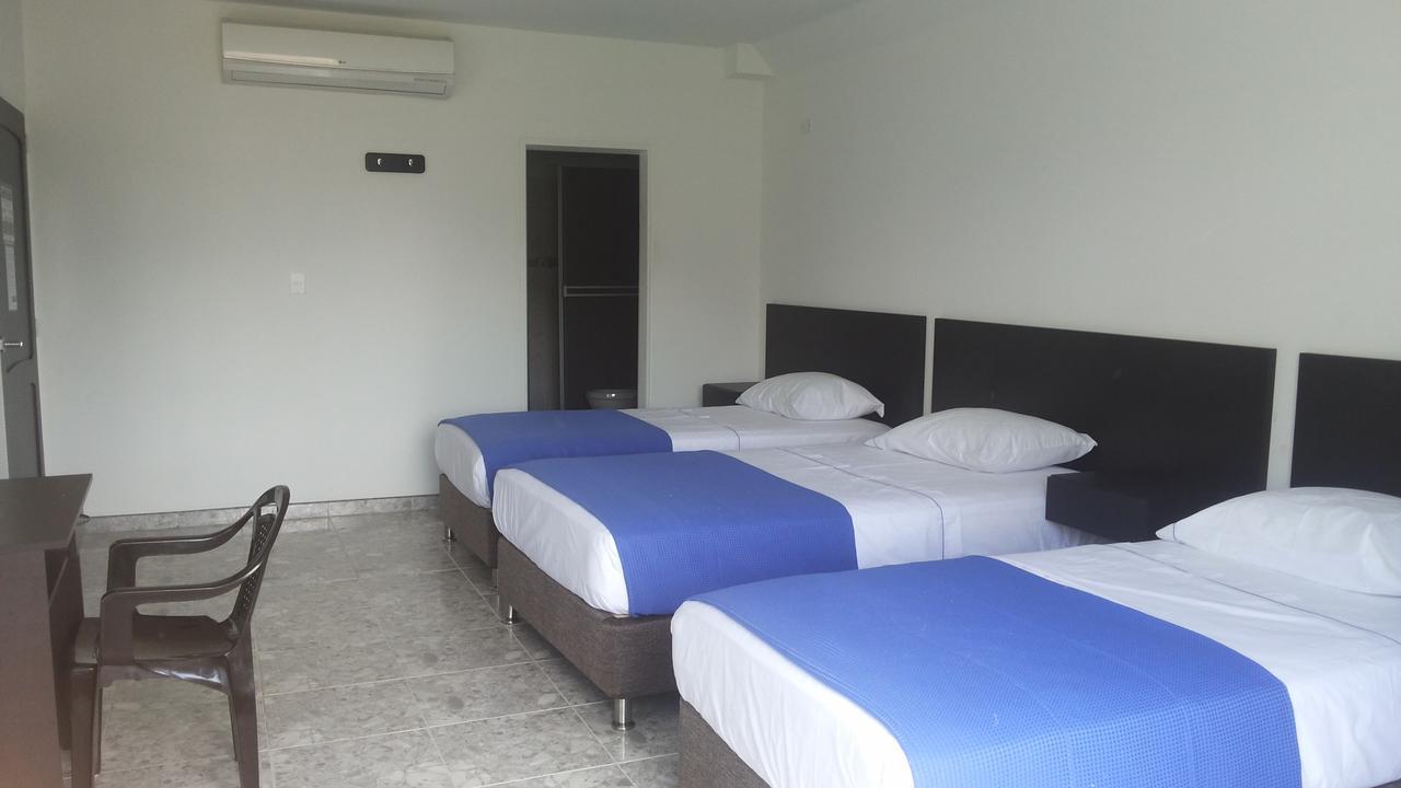 Hotel Bucare 요팔 외부 사진